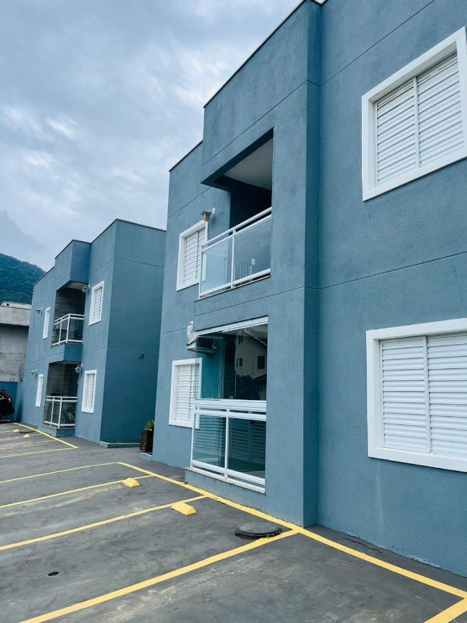 Com Churrasqueira Maranduba Ubatuba! Apartamento